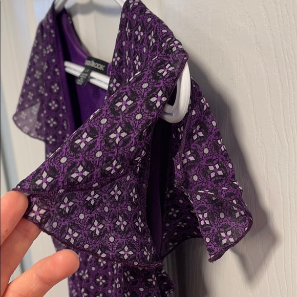 Beecher Brook Purple crisscross, cold should shirt - Picture 3 of 10